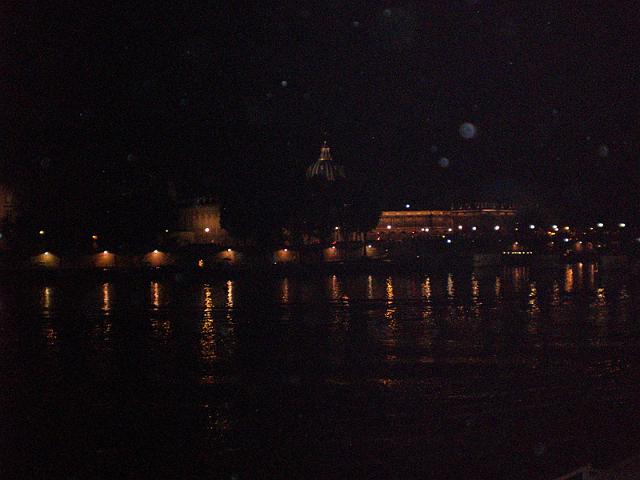 23 Paris-by-night Coupole des Invalides.jpg